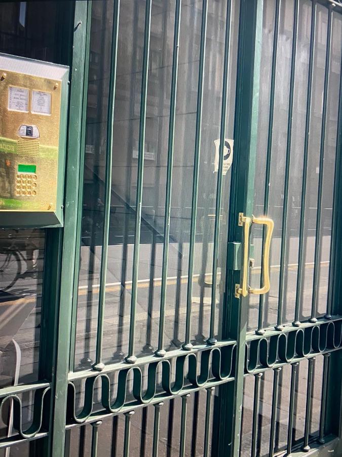 Milano: Incantevole Appartamento In Pieno Centro - Fancy Yellow Apartments מראה חיצוני תמונה