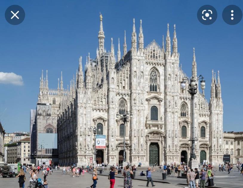 Milano: Incantevole Appartamento In Pieno Centro - Fancy Yellow Apartments מראה חיצוני תמונה
