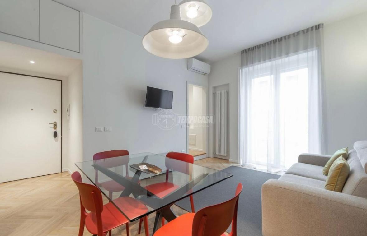 Milano: Incantevole Appartamento In Pieno Centro - Fancy Yellow Apartments מראה חיצוני תמונה